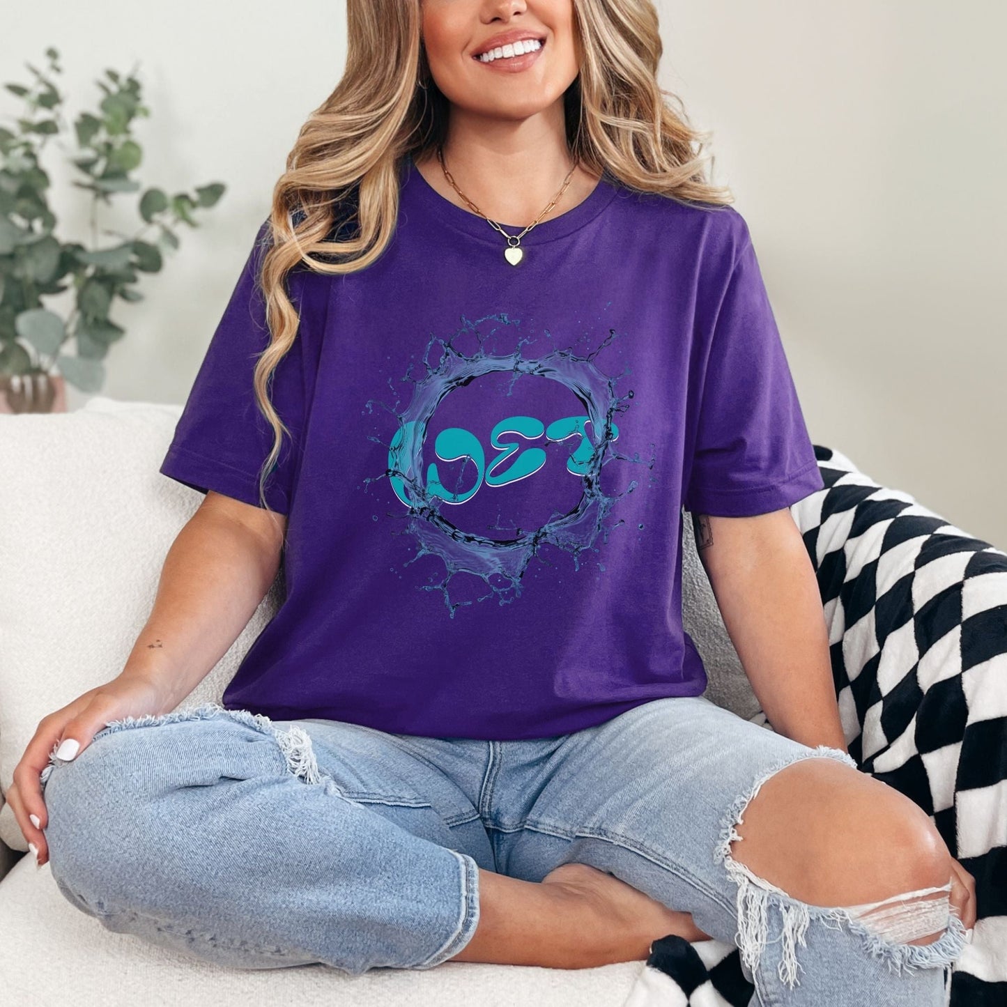 Wet Splash Graphic T-Shirt