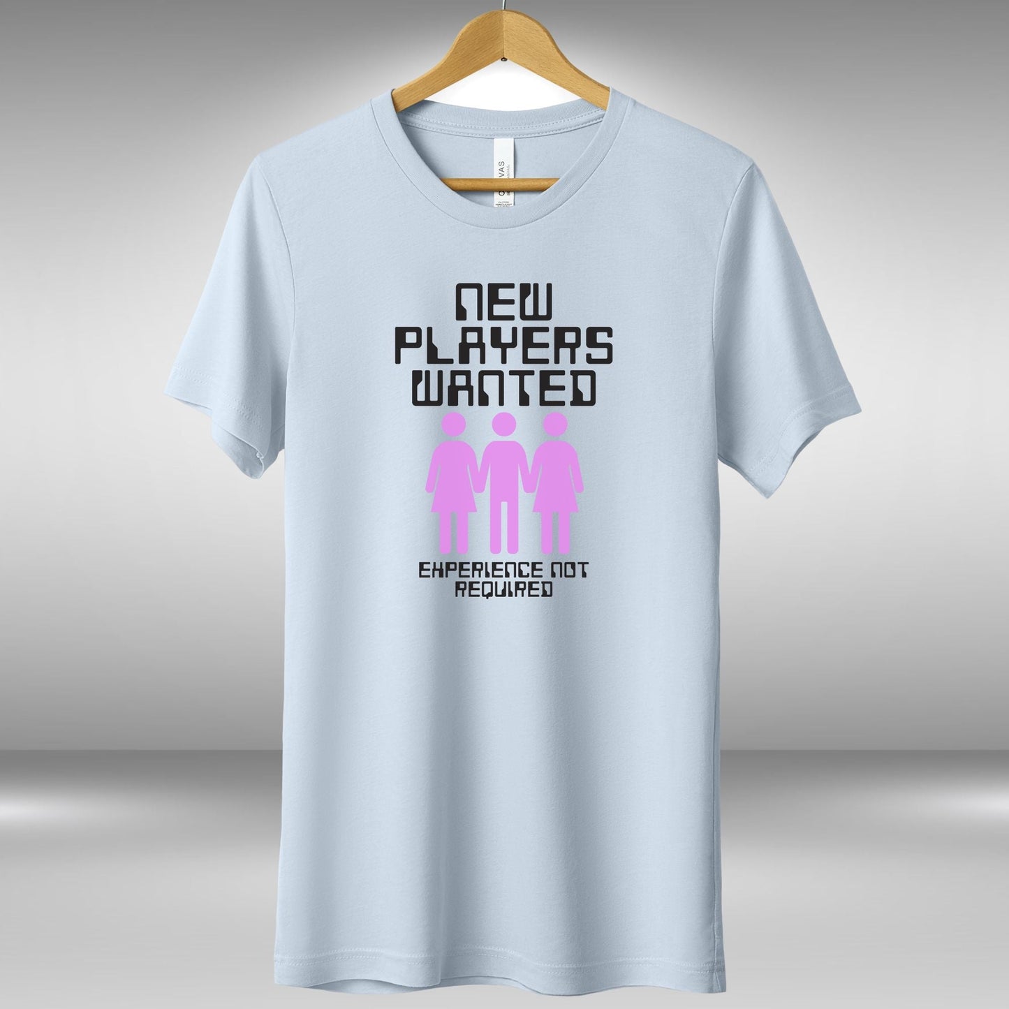 a t - shirt that says new players wanted