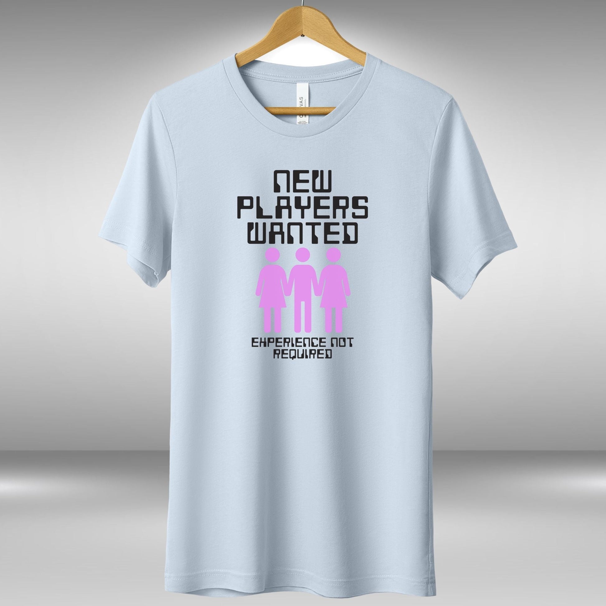 a t - shirt that says new players wanted