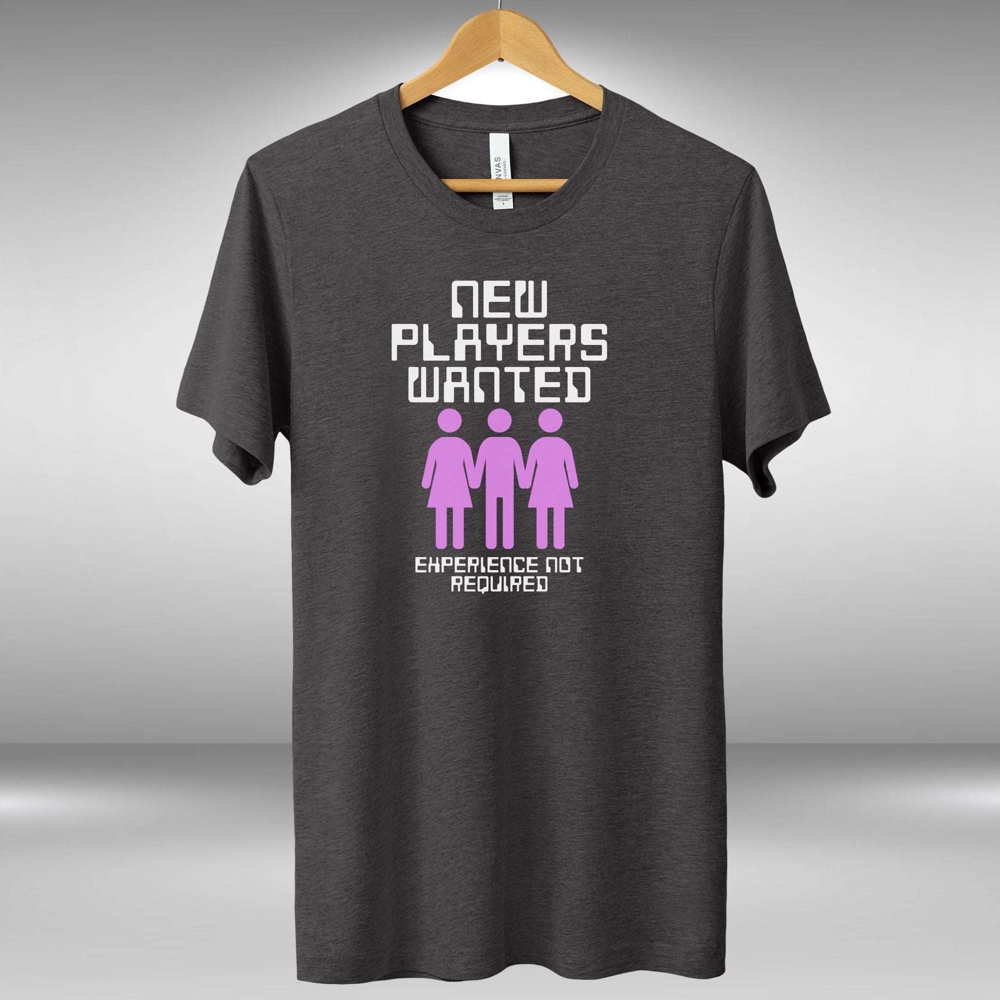 a t - shirt that says new players wanted